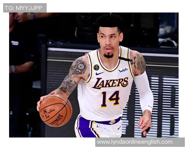 塞克斯顿展望新赛季目标胜利每日细节提升自然收获成果