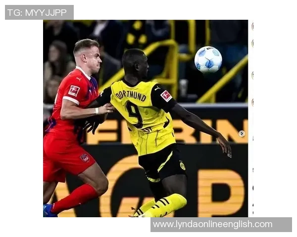 多特前锋吉拉西不满被换下拒绝与教练握手引发热议